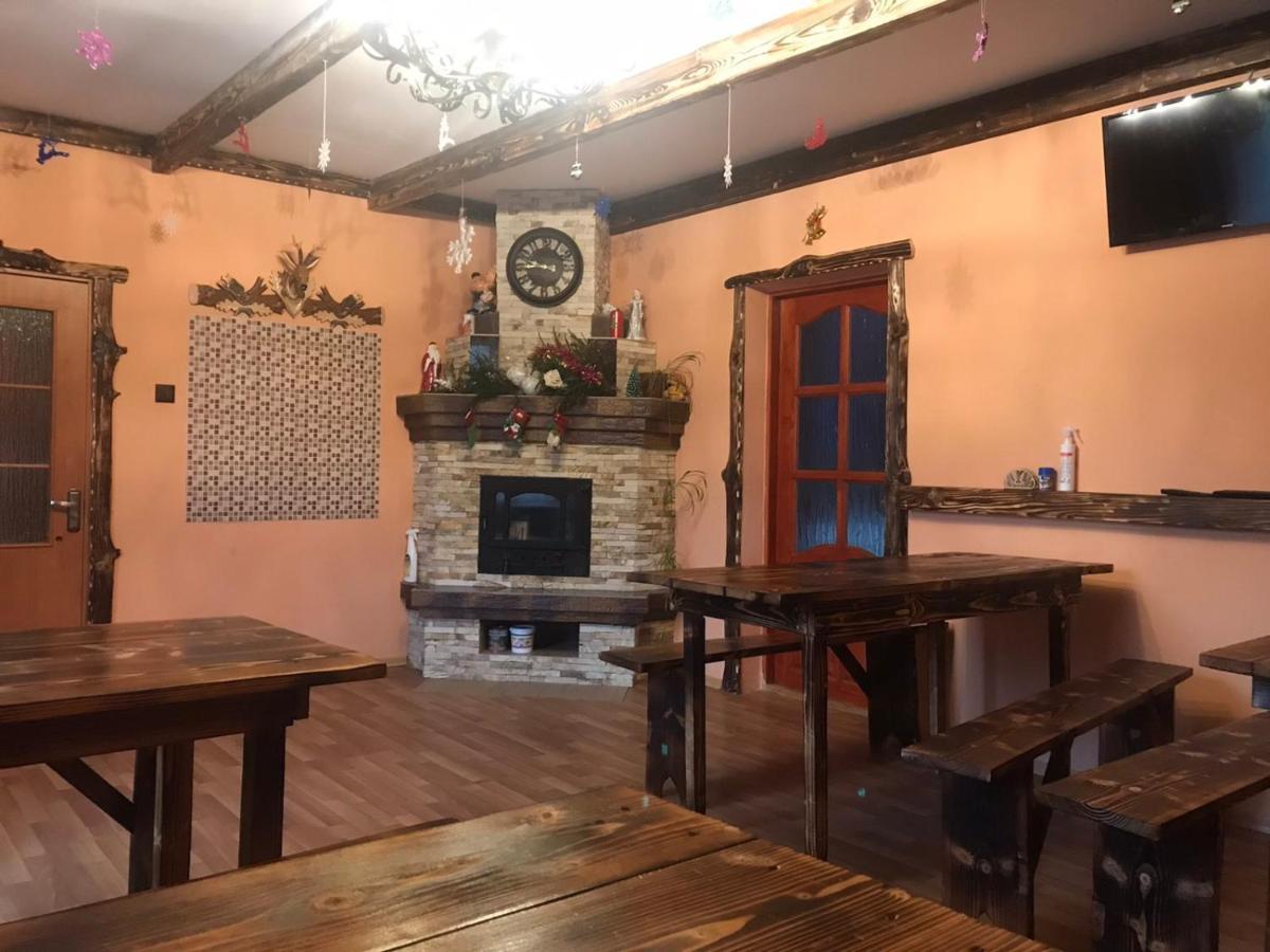Cottage V Gorakh Izki Exterior foto